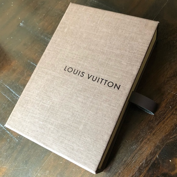 New Louis Vuitton Drawer Gift Box | Perfect size for LV Jewelry, Keys etc. ♥️ - Picture 3 of 10